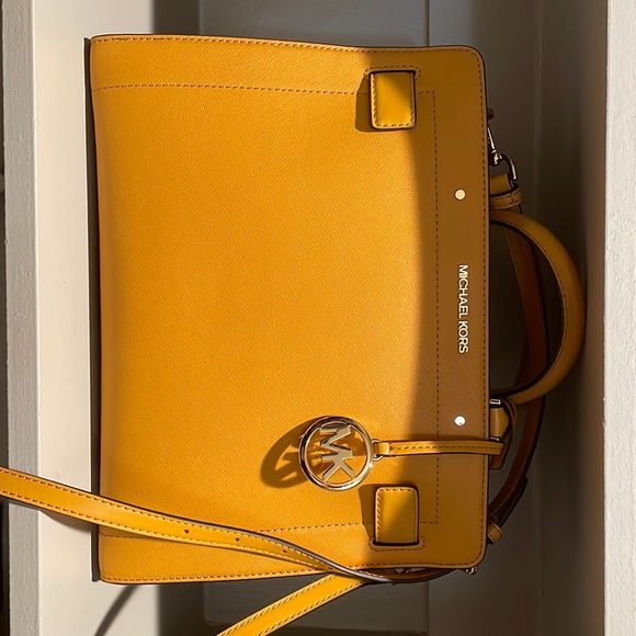 Michael Kors Handbags - Michael Kors